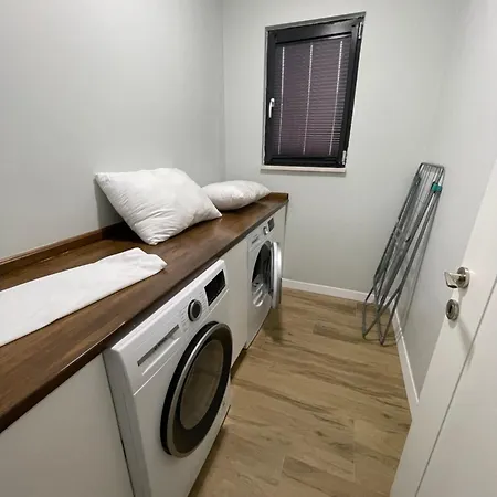 Villa Sakarya ünlüce De 5 1 Salon özel Havuzlu Lux 10 Kişilik Tatil Villası